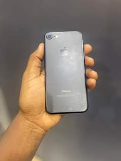 A picture of IPHONE 7PLAIN GB32 BATTERY 80 FINGERS IPO BEI 150 000