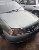 A picture of 2000 Toyota Avensis Wagon