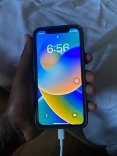 A picture of 11 pro 256gb