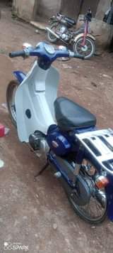 A picture of 2002 Honda Culb 70 engine