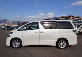 A picture of Toyota Velfire for sale
