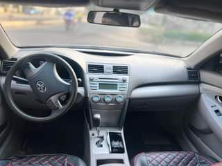 A picture of 2009 TOYOTA CAMRY LE