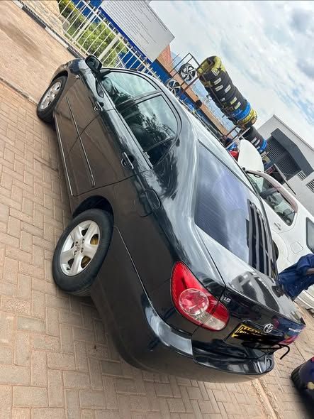A picture of 2005 Toyota artis