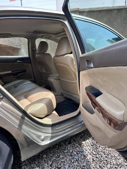 A picture of Honda Accord 2008