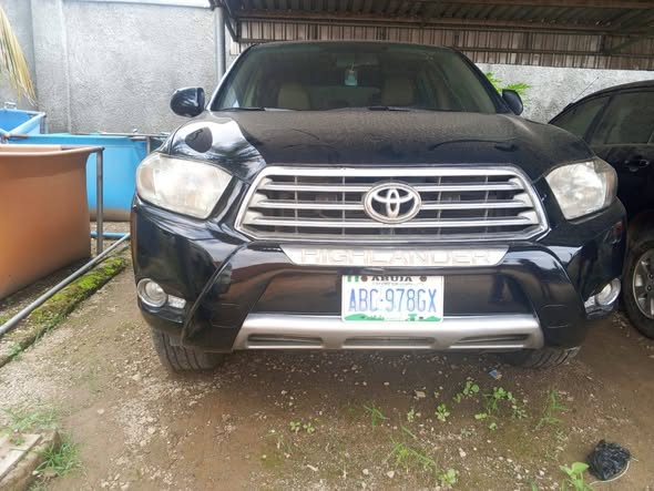 A picture of Toyota highlander 08087240455