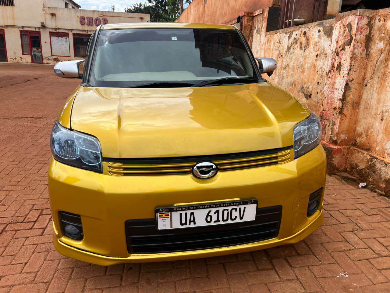 A picture of Toyota Rumion