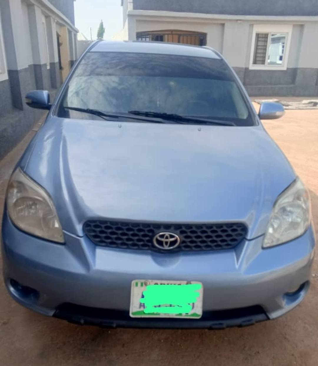 A picture of Toyota Matrix 2004
