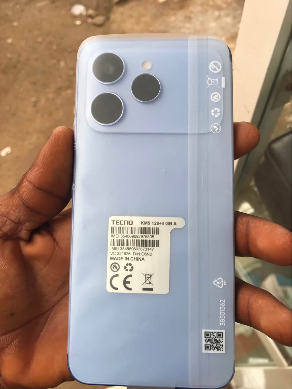 A picture of TECNO SARK 40 128 GB YOU COME