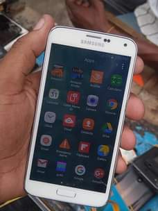 A picture of Smasung S5