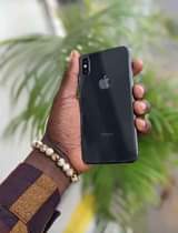 A picture of IPhone x
