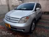 A picture of Toyota Ist