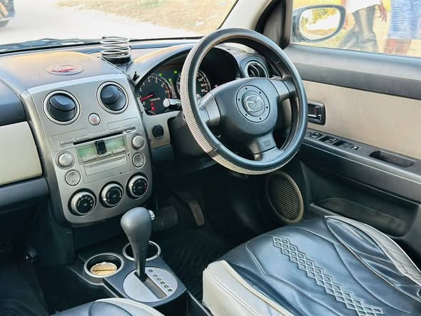 A picture of MAZDA VERISA