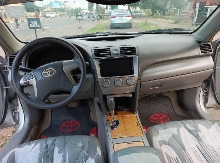 A picture of 2010 Toyota Camry untampered engine and gear buy and drive