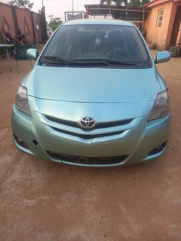 A picture of Toyota yaris 2008