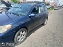 A picture of Toyota matrix 2006 model with chilling AC Uyo 1 7m