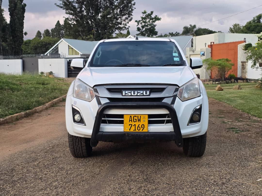classifieds/cars isuzu