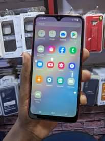 A picture of A10s Samsung at 250000
