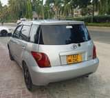 A picture of PRICEBEIM7 haina shd yyte ile TOYOTA IST NUMBER CHC Yaer
