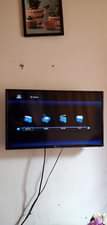 A picture of Sky 32 inches tv for sell