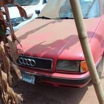 A picture of 2001 Volkswagen Audi80