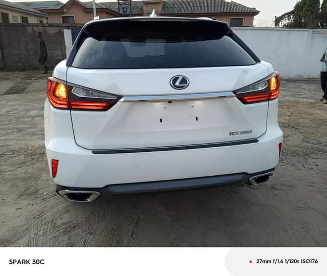A picture of Lexus Rx 350 2023 model tokunbo