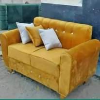 A picture of Sofa mpya za kisasa 160000 usafiri juu yangu ndani ya