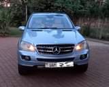 A picture of Mercedes Benz. Ml350 2008model. 0700327795 