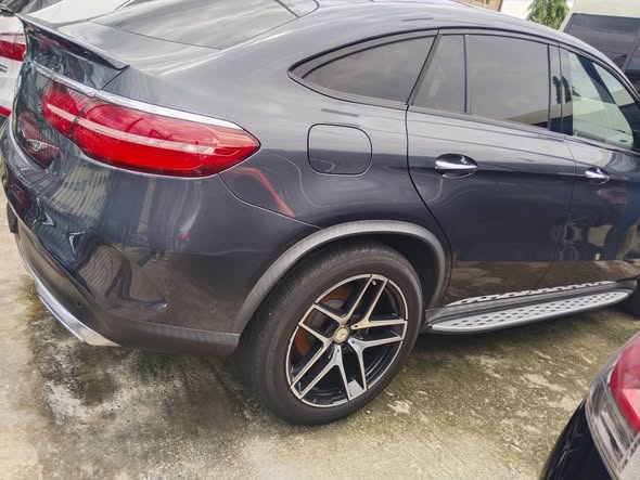 A picture of Clean Mercedes Benz GLE 450 coupe direct Belgium model 016