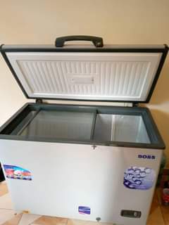 A picture of Lita250 tsh 650 000 Simu 0626641349