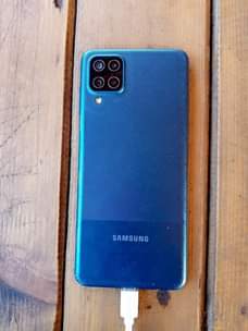 A picture of SAMSUNG A12