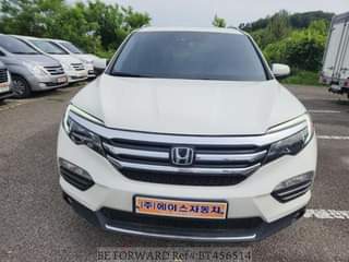 A picture of 2018 HONDA Pilot