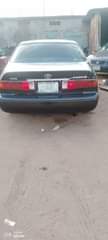 A picture of 2001 Toyota Camry Tiny Light 4 plugs