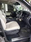 A picture of TOYOTA LAND CRUISER LEXUS LX