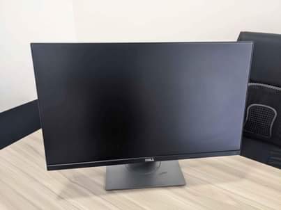 A picture of NAUZA SCREEN MONTER DELL INCH 24