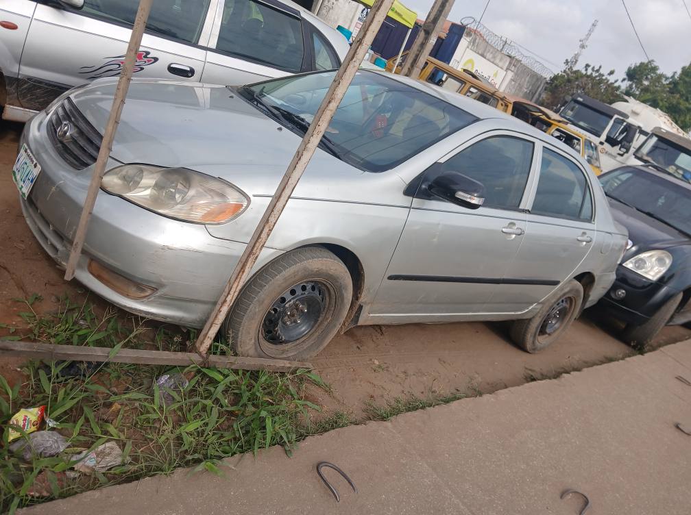 A picture of Registered 2003 Toyota Corolla LE