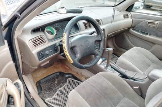 A picture of TOYOTA Camry