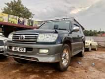 A picture of LAND CRUISER V8 2005 95M NEGOTIABLE