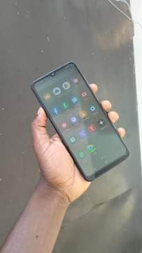 A picture of Samsung a12