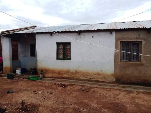 HOUSES A.