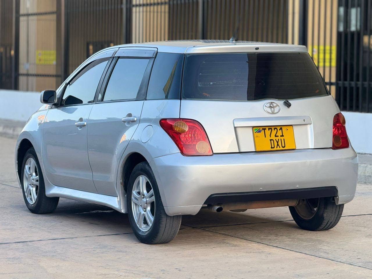 A picture of NJOO NA FUNDI WAKO