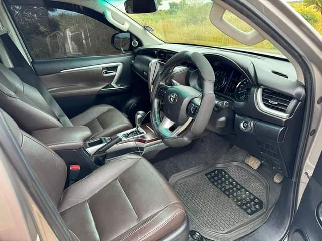 used toyota fortuner