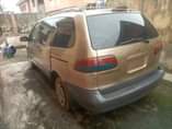 A picture of 2001 Toyota sienna very soun condition Fast finger