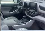 A picture of HIGHLANDER O22 FOR SELL EVERYTHING ON THE CAR IS WORKING