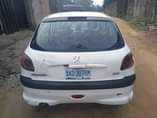 A picture of PEUGEOT 2006 MANUAL TRANSMISSION First body