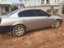 A picture of Nissan altima 05 model