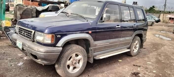 A picture of Isuzu Trooper