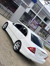 A picture of FOR SALE SUPER CLEAN USED MERCEDES BENZ C230 2007 MODEL