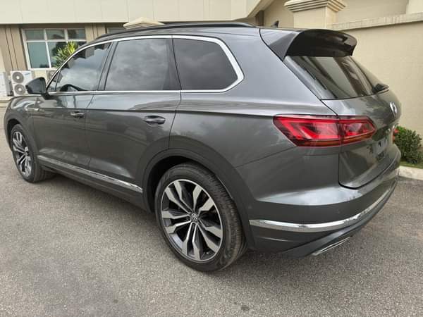 A picture of 2022 Volkswagen TOUAREG Foreign 98M ABUJA DEAL 08132662602