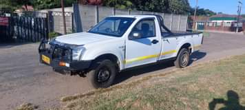 classifieds/cars isuzu