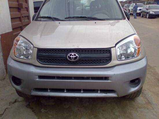 A picture of URGENT SALES 09164626587 RAV4 2005 MODEL FOR SALE PRICE 3